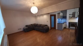 priestranný tehlový 2i byt, blízke centrum - 3