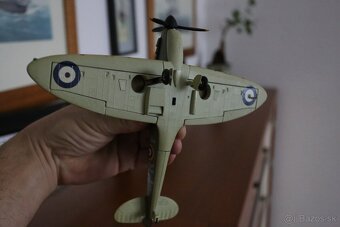 Kovový model lietadla 1:48 - 3