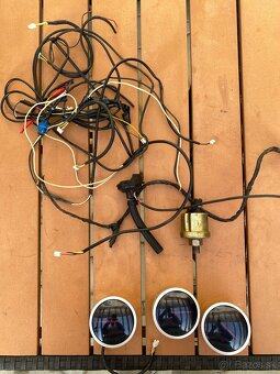 Defi prídavné budíky - 3