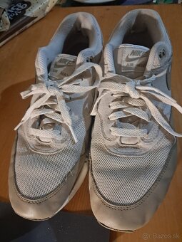 Predavam nike prave botasky - 3