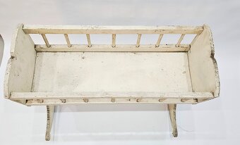 drevená kolíska pre bábiky - 3