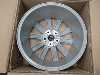 Alu VW R 17 originál + pneu. - 3