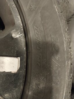 Elektróny zimné gumy predám - 3