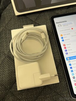 Apple Ipad Air 5 m1 64Gb - Pekný stav 99% batéria - 3