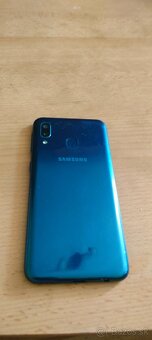 Samsung A20e - 3