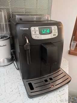 Predám 100 % funkčný kávovar Saeco Intelia - 3