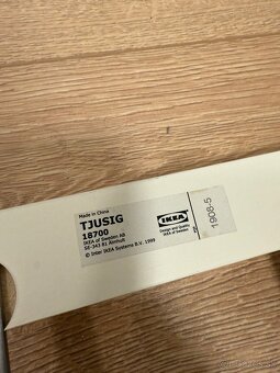 Vešiak IKEA TJUSIG Biely - 3