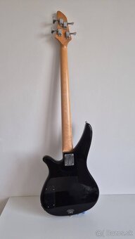 Basgitara Yamaha - 3