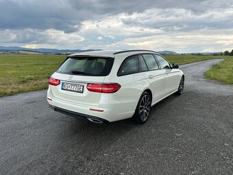 Mercedes Benz E Kombi 220 d 4matic - 3