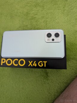 Poco - 3