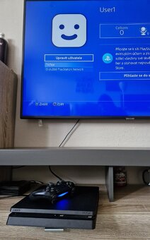 Playstation 4 slim - 3