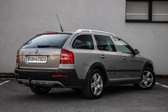 Škoda Octavia Combi 2.0FSI 4x4 Scout - 3
