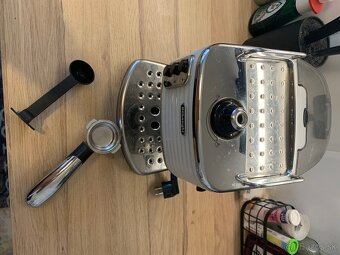 Pákový kavovar Delonghi - 3