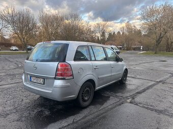 Predám Opel zafira B 1.9 Cdti - 3