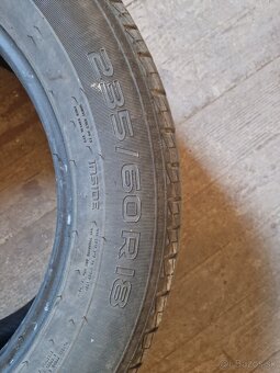 Nokian 235/60R18 - 3