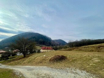 Predám stavebný pozemok v Rudinke - 3