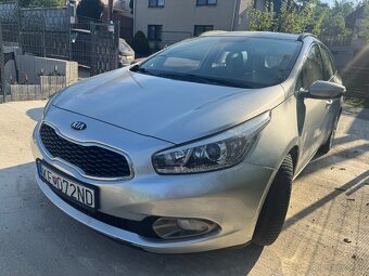 Kia ceed 1.6 Crdi 94kw - 3