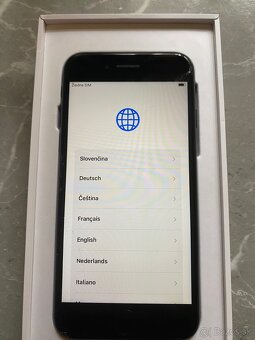iPhone SE 2020 - 3