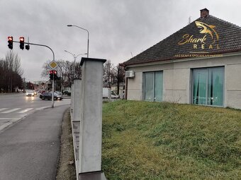 Rodinný dom vhodný na podnikateľské účely. - 3