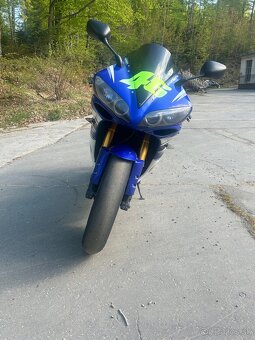 Yamaha YZF - R1 - 3
