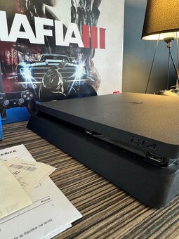 PlayStation 4 JetBlack 1TB - 3