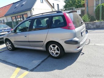 Peugeot 206 sw. - 3