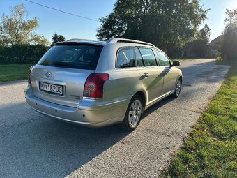 TOYOTA AVENSIS 2,0 D4D 93kw - 3