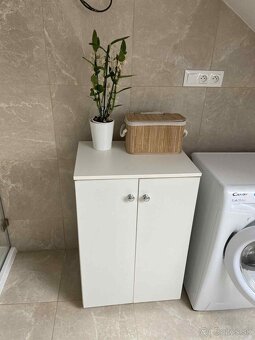 Kúpelňová skrinka - 3