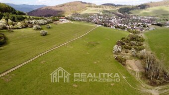 Nádherný investičný pozemok v Ovčiarsku - 3