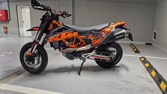 KTM 690 SMC R - 3
