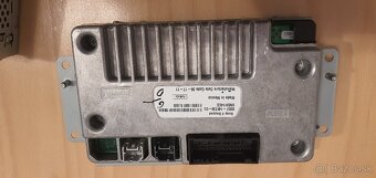 Ford Sync 2 - obrazovka + USB + mapy + CD - 3