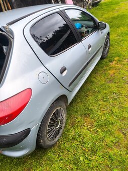 Peugeot 206 - 3