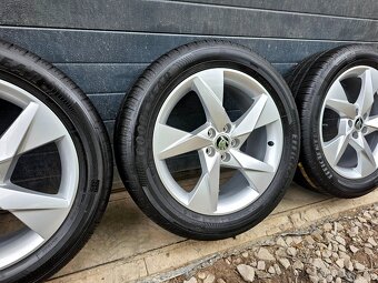 Zánovná Letná Sada Škoda Volans Kamiq 205/55 R17 GoodYear - 3