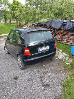 Mercedes A - 3