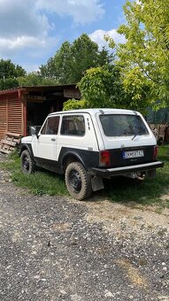 Lada Niva - 3