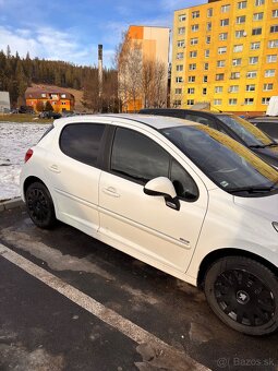 Peugeot 207 - 3