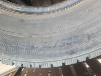 MICHELIN 225/75 R16C - 3