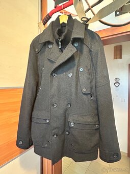 Zimný pánsky kabát (dvojradový), veľkosť L - 3