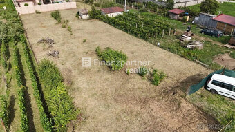 Rozľahlý stavebný pozemok v meste Štúrovo, Nové Zámky. - 3