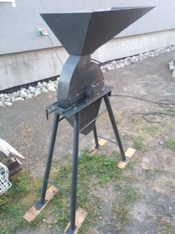 Predám šrotovnik, hačko, trezor - 3