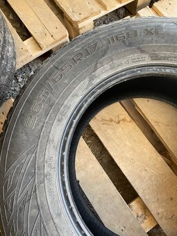 Nokian 265/65 r17 - 3