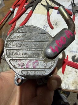 Podtlakové čerpadlo Mercedes - 3