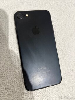 Predám iPhone 7 - 3
