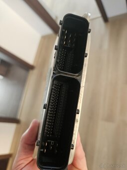 Predám funkčnú riadiacu jednotku (ECU) 2.8 VR6 022906032BL - 3