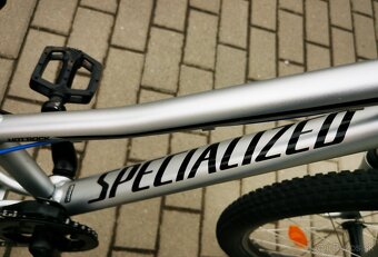 Predám detsky SPECIALIZED 20 - 3