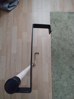 Vesiak na dvere, material kov/drevo (breza) - 3