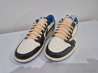 Air Jordan 1 Low Fragment Design x Travis Scott - 3