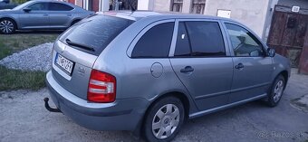 Skoda fabia 1.2 rv 2007 - 3