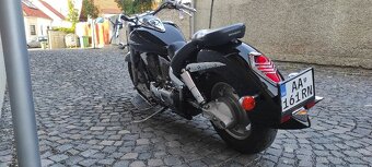 Honda vtx 1300 - 3