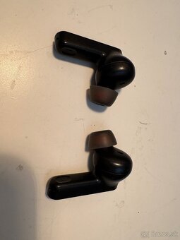 Predám bezdrátové slúchadlá JBL TUNE230NC TWS - 3